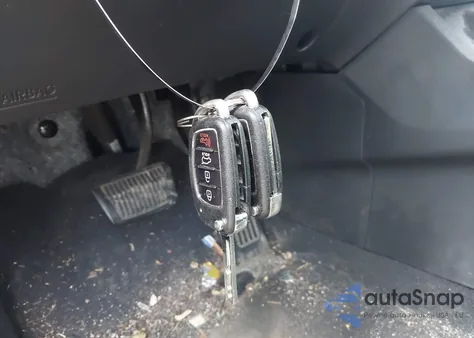 2017 Hyundai Santa Fe Sport 2.4L from USA, damaged, VIN 5XYZTDLBXHG441644